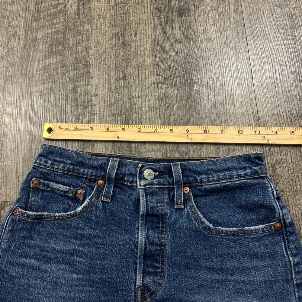 Levi’s 501 Button Fly Cut Off Denim Jean Shorts